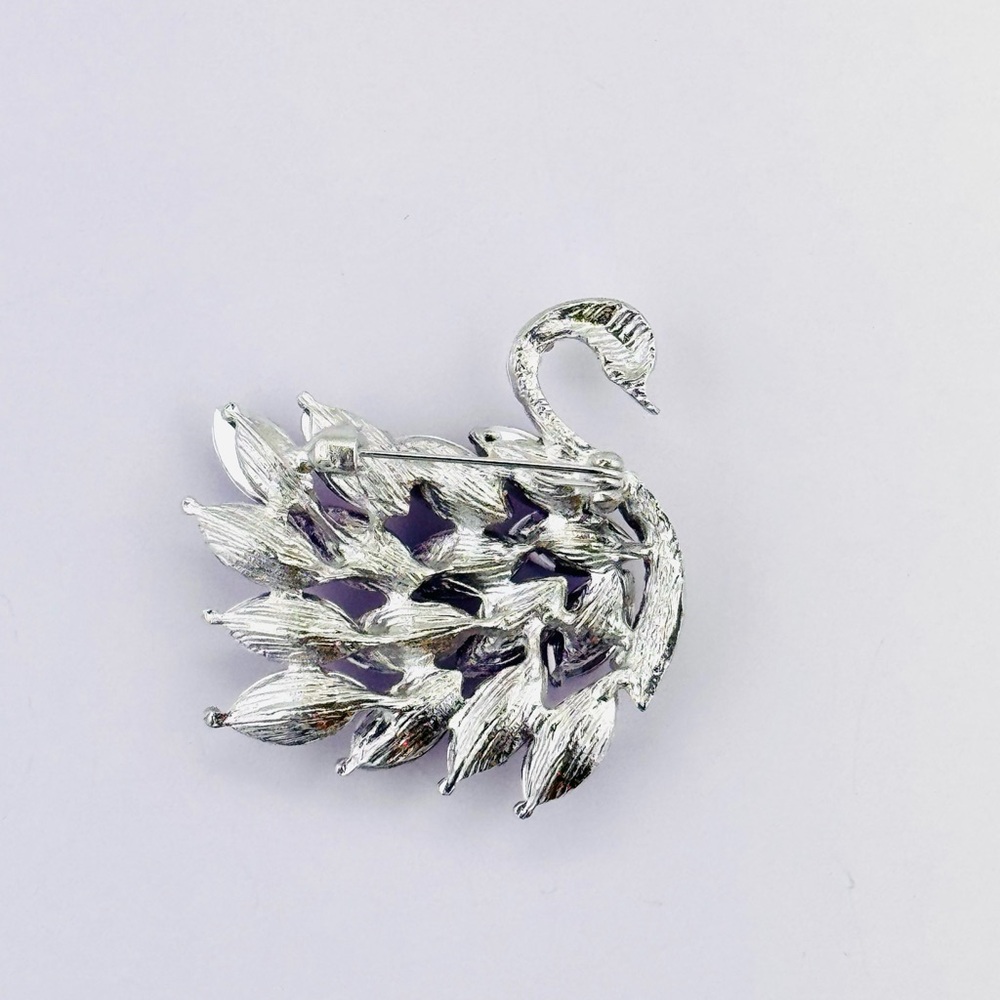 Elegant Purple & Silver Swan Brooch with Rhinestones - Picture 2 of 2